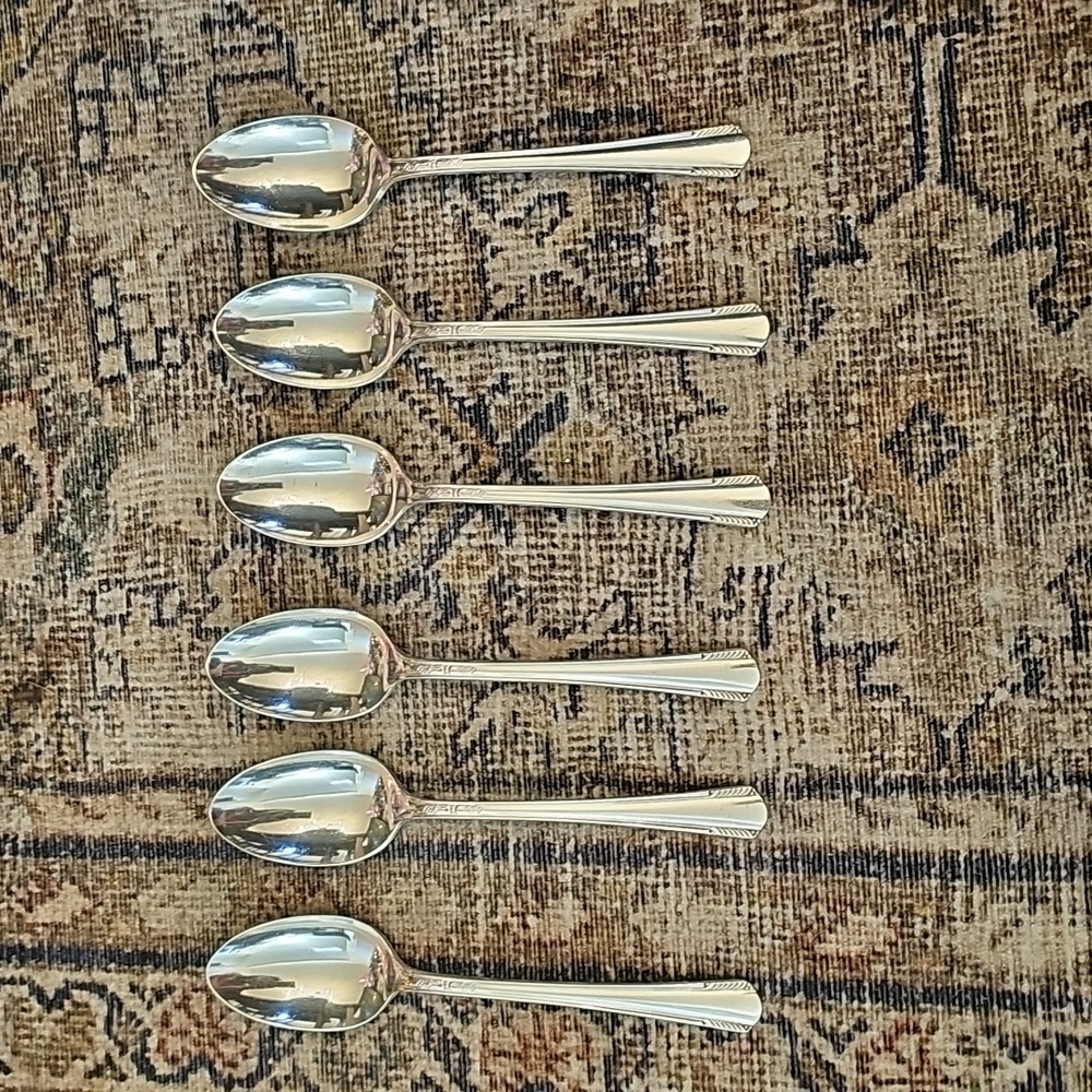 Wm. Rogers Chatham Soup Spoons Set Of 6